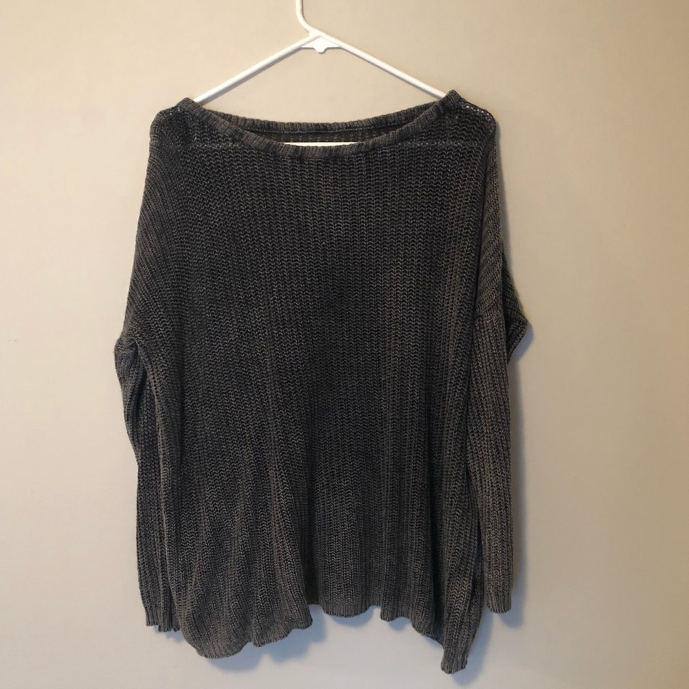 Brandy Melville Black and Tan Sweater